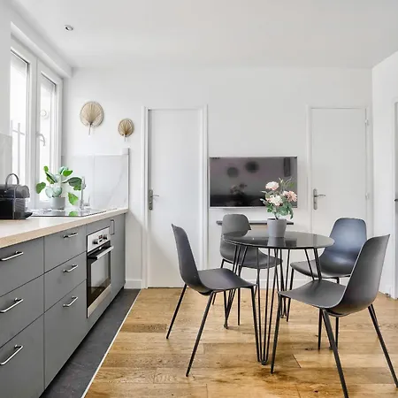 Splendid For 2 Persons * Обервилье